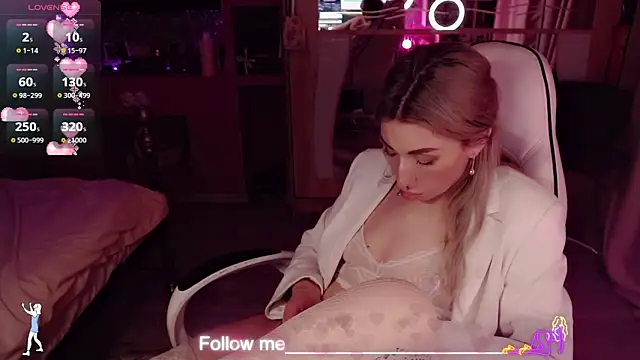 AnnieGOld_: онлайн-секс-чат