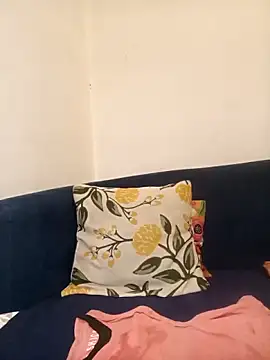 Ur_prisha7's Live XXX Chat