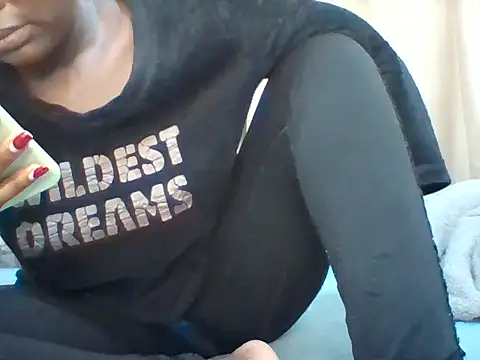 Pokazy przed kamerką – sexy_cutelips