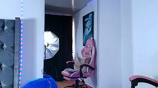 Chat XXX en directo de GraceWallace_