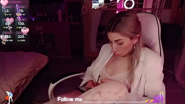 Živý XXX chat AnnieGOld_