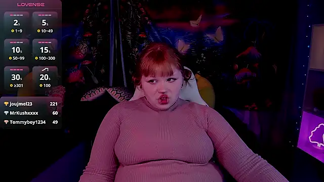 LottieReed Adlı Modelin Canlı XXX Sohbeti