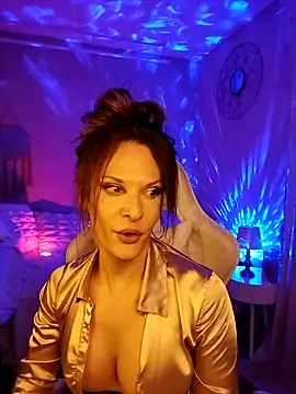 XXX chat uživo modela Luna_Kitanna