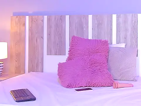 EmilySearss' Live XXX Chat