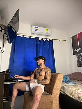 Kenny_romano live XXX chat