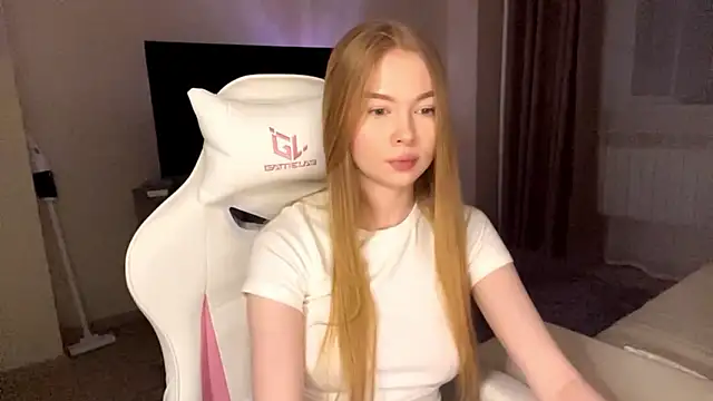 XXX chat uživo modela LumiSun