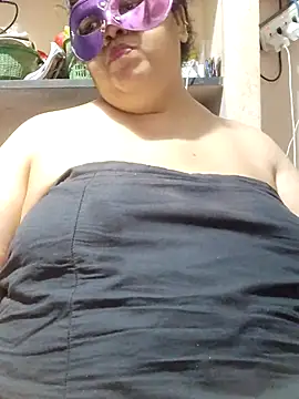 tamilthanushri Live XXX-Chat