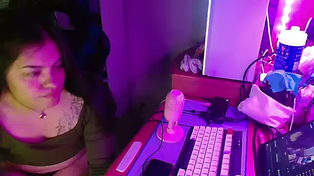 SmokyDee's Live XXX Chat