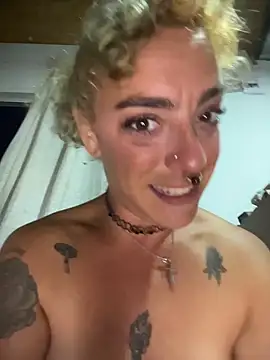 SalyTredelMonteのライブXXXチャット