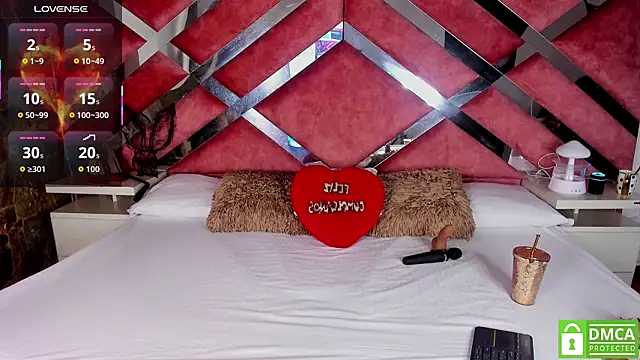 Lily_Queen30's Live XXX Chat