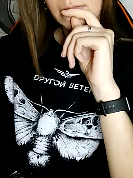 Aashikalaa's Live XXX Chat