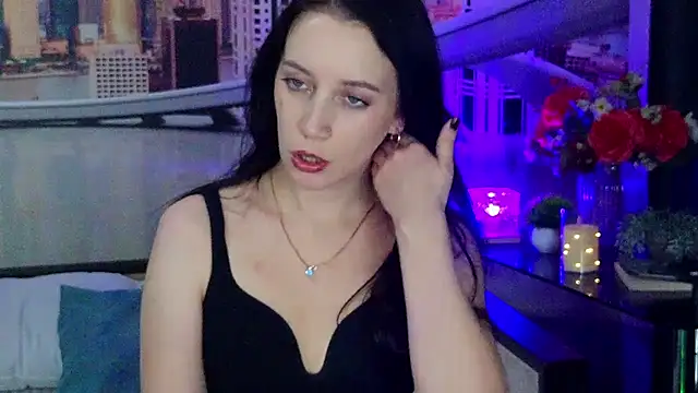 Chatroom XXX en direct de MonicaSweetx