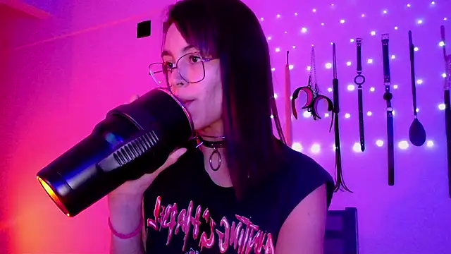 Онлайн чат XXX nina_kink