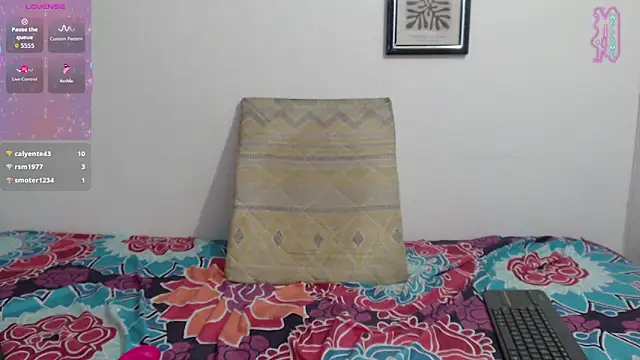 Nikki__uwu Chat XXX live