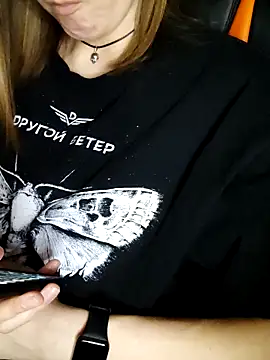 Aashikalaa's Live XXX Chat