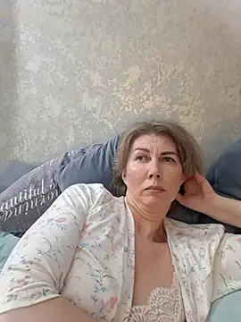 stellahere8's Live XXX Chat