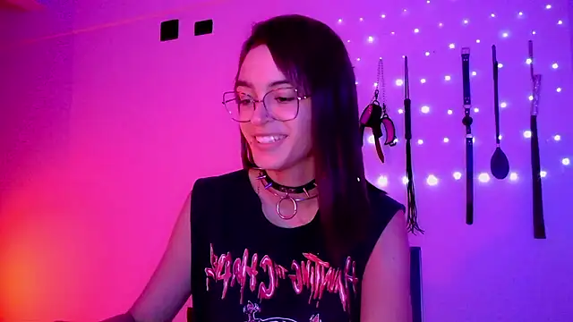 Онлайн чат XXX nina_kink