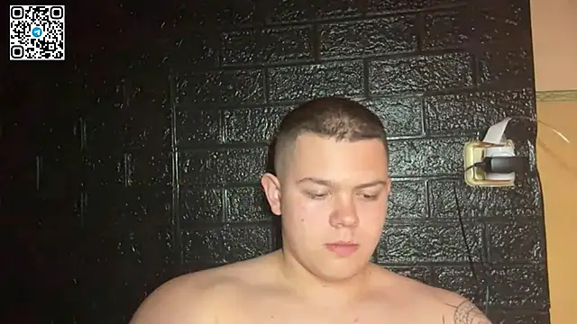 CuteButNaughty_'s Webcam Show