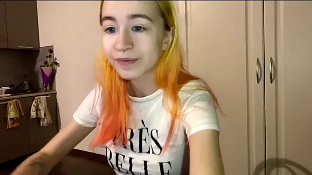 XXX chat uživo modela EmilyHein