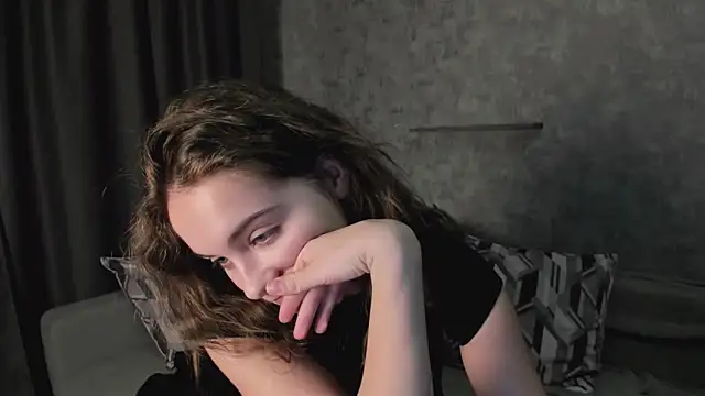 KristinaLoison Chat XXX in diretta