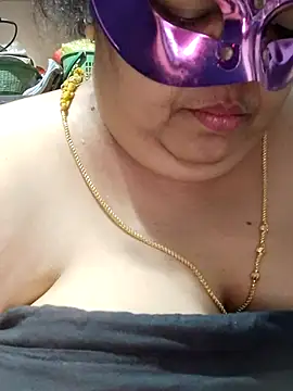 Chatroom XXX en direct de tamilthanushri