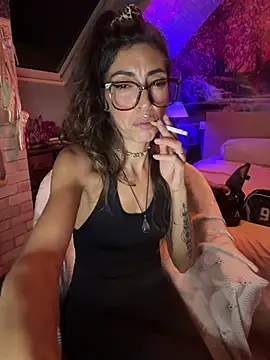 Amani_thewolf – Live XXX-chat