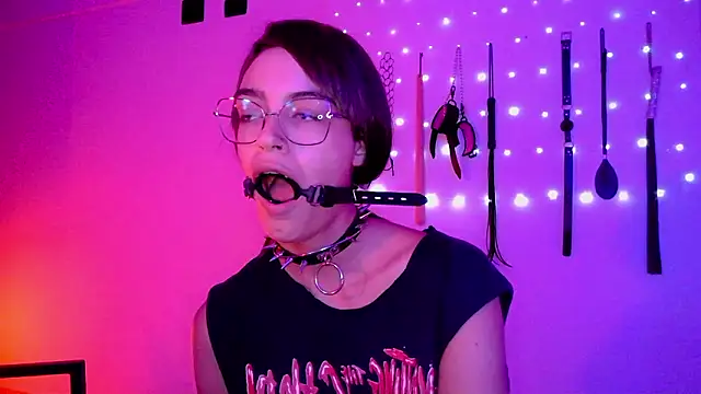 دردشة nina_kink الجنسية المباشرة