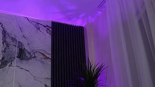 blondie_muller Chat XXX in diretta