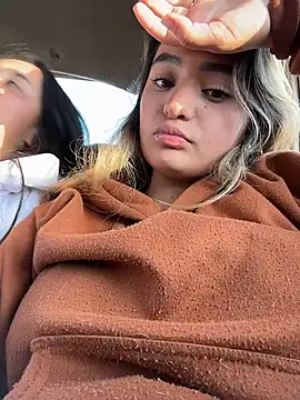 Chat XXX en directo de Antonella_Julieta