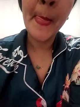 lolo890 Chat XXX live