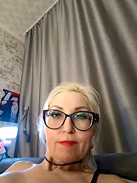 Chatroom XXX en direct de Milforja