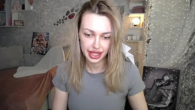 NickyAdamidi Chat XXX live