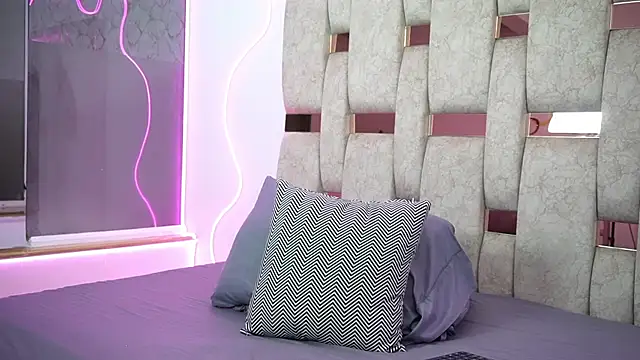 Fernanda_thail_: διαδικτυακό σόου στην κάμερα