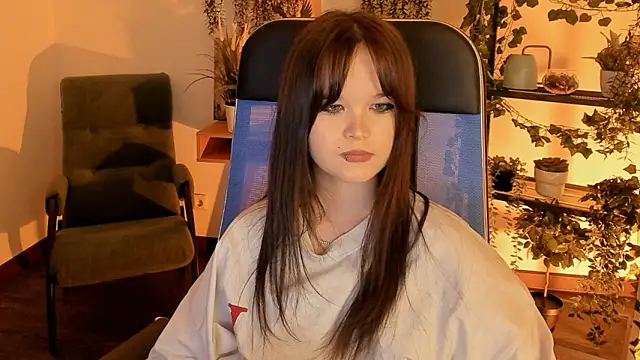 Elainebeness' Live XXX Chat