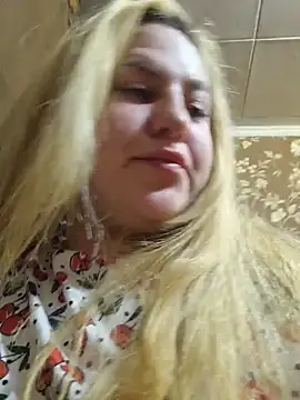 LianaJu 现场XXX聊天