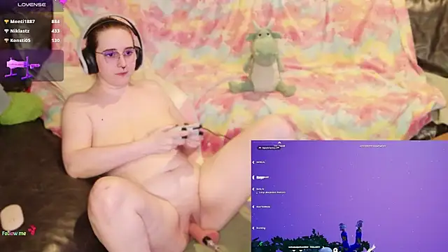 แชท XXX สดของ GamerGirl_Eve