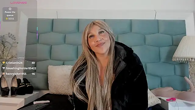 MiaMancini Chat XXX live