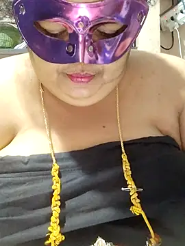 tamilthanushri's Live XXX Chat