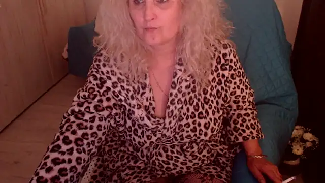 Divineblond Live XXX-chat