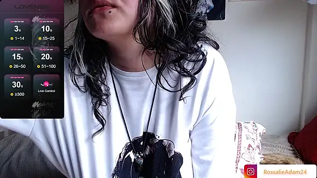 RossalieAdam24's Live XXX Chat
