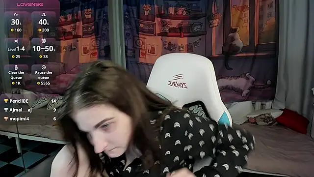 KiraDuvall – Naživo XXX chat