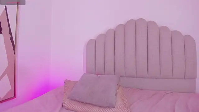 Nikki_Angel_ élő XXX-chatje