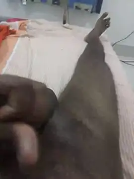 Show modela Luky2-35 na web-kameri