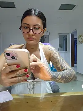 Roma_xxx Chat XXX in diretta