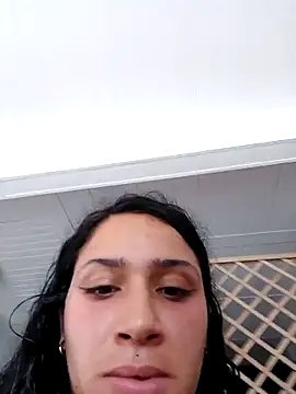 Živý XXX chat Little_Doll25