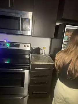 Pokazy przed kamerką – elliepixie