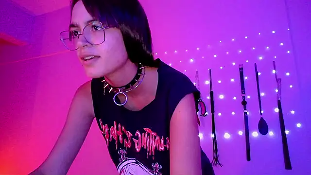 nina_kink Obrolan Langsung XXX