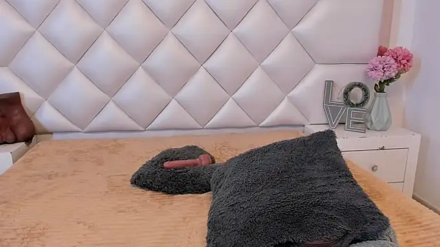 brittany069のライブXXXチャット