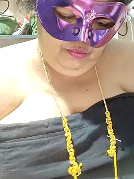 tamilthanushri 现场XXX聊天