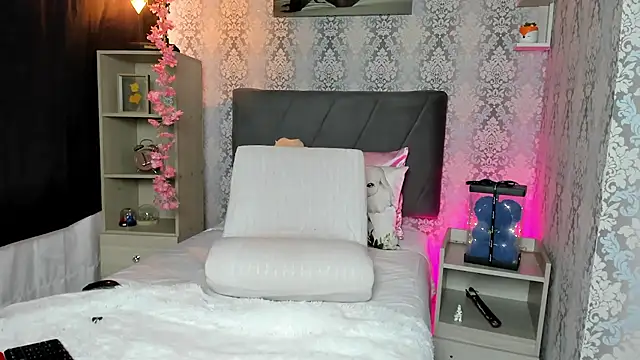 Alaia_Love77 – Live XXX-chat